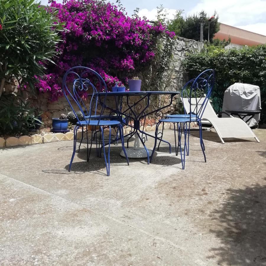 Studio En Rez De Jardin Narbonne Apartment Exterior foto